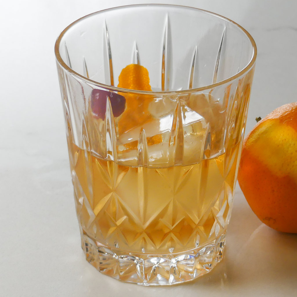 how-to-make-an-old-fashioned-with-simple-syrup